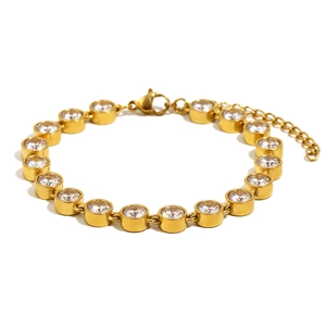 Exquisite 18K gold plated stainless steel bracelet with sparkling round zircon crystals