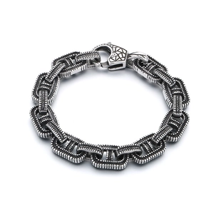 Bracciale punk vintage da uomo con maglie a muso di maiale in argento antico e testurizzato