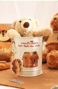 Mini seau en métal blanc avec motif Golden Retriever et un petit ours en peluche