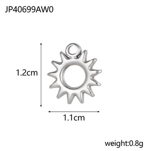 Silver sun pendant dimensions 1.2cm by 1.1cm and weight 0.8g for jewelry making