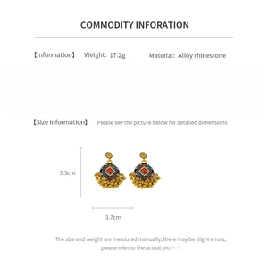 Spécifications de taille pour boucles d'oreilles vintage fleurs avec dimensions et poids