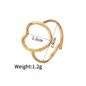 French vintage heart shaped 14K gold open ring with dimensions 1.2cm and 1.9cm