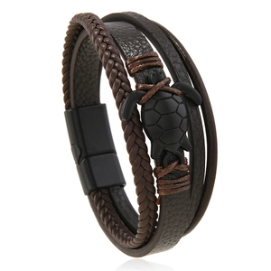 Mehrlagiges geflochtenes Lederarmband im Retro-Stil mit schwarzer Schildkröte für Herren