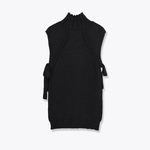 Gilet en tricot noir à col montant pour femme avec des lacets latéraux élégants