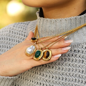 Vintage gold stainless steel necklace set with semi-precious stone and pearl pendants