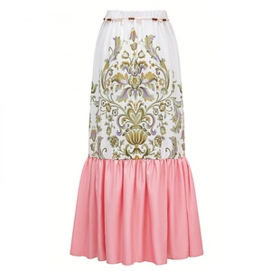 Ensemble bohème monokini col en V et jupe longue à imprimé floral et ceinture à glands