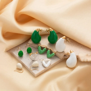 French style 18K gold plated stainless steel teardrop and heart earrings in green and white