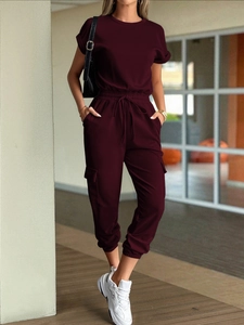Women casual wine red short sleeve t-shirt and drawstring cargo pants two-piece set