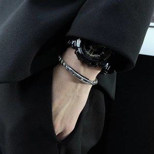 Minimalist silver stainless steel chain bracelet with rectangular bar clasp for men