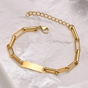 Bracciale a catena rettangolare dorato in acciaio inossidabile con piastrina e moschettone