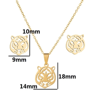 Set collana e orecchini a testa di tigre traforata dorata con misure dimensionali