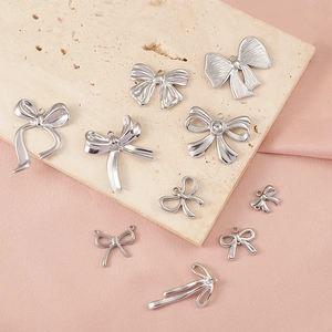 Pendentifs Noeud Papillon 304 Acier Inoxydable Charms Pour DIY Fabrication De Bijoux Accessoires Collier Poli Miroir