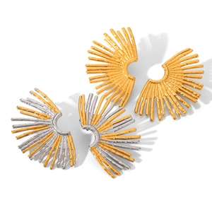Elegant 18k gold plated stainless steel fan shaped stud earrings in gold and silver tones