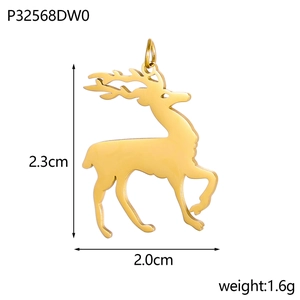 Pendentif cerf en acier inoxydable doré, dimensions 2,3 cm de hauteur et 2,0 cm de largeur