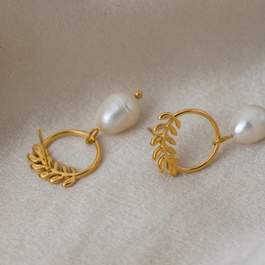 Boucles d'oreilles en acier inoxydable doré 18K avec épi de blé et perles de culture