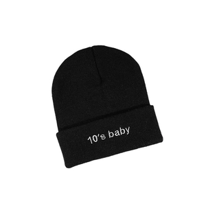 Bonnet noir classique avec broderie blanche pour femme, bonnet d'hiver en tricot chaud