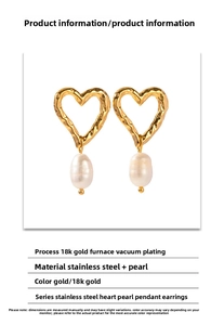 Detail of 18K gold-plated stainless steel heart earrings with white freshwater pearls