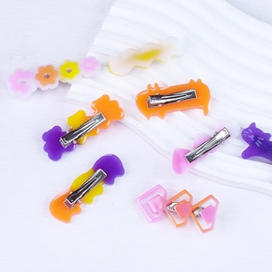 Moules en silicone pour pinces à cheveux DIY avec motifs animaux et finitions en résine