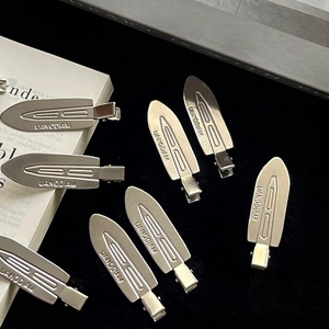 Metal Hair Clips Seamless Alloy Hairpins Minimalist Duckbill Side Clip For Bangs Makeup Women Korean Style Hair Accessories
