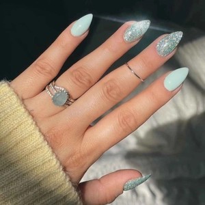 Stiletto Press On Nails Light Blue Solid Color Silver Glitter Artificial False Nails Glossy Removable For Manicure