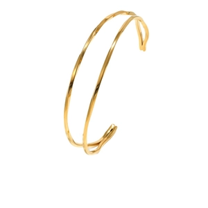 Minimalist double-layered twisted gold bangle with polished 18K plated wavy finish