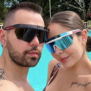 Oversized Shield Sports Sunglasses UV400 Protection Integrated Lens Retro Modern Trendy Eyewear For Men Women Outdoor