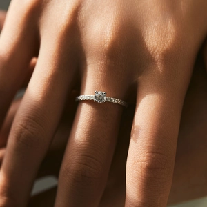 Funkelnder D-Farbe Moissanit Ring aus S925 Sterling Silber mit Eternity-Besatz