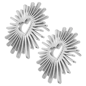 Macro shot of 304 stainless steel stud earrings featuring a hollow sunburst heart design