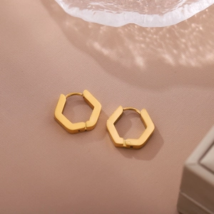 Minimalist 18K gold-plated hexagonal hoop earrings in geometric stainless steel style