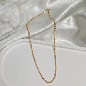 Elegant 18K gold plated S925 silver chain necklace displayed on a white luxury tray