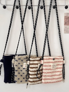 Mini Crossbody Bag Plush Lamb Fleece Phone Pouch Striped Heart Pattern Woven Strap Small Shoulder Handbag Women Daily