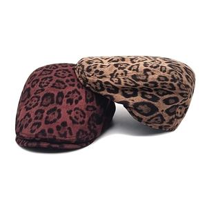 Classic leopard print suede newsboy beret hats in brown and khaki for women