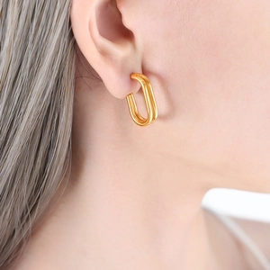 Gold-plated C-shaped double oval hoop earrings made of durable titanium steel for women