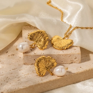 18k gold plated stainless steel ginkgo leaf jewelry set with freshwater pearls