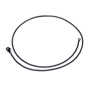 Collier classique en acier inoxydable noir mat avec un fermoir mousqueton robuste