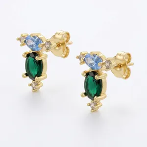 Orecchini a perno a fiore in oro con cristalli verdi e blu per donna eleganti