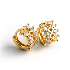 Orecchini a cerchio 10mm in argento s925 dorato con motivo geometrico e zirconi bianchi