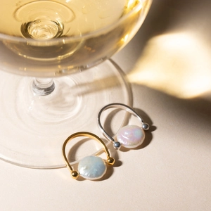 Anello Con Perla Artificial Barocca in Acciaio Inossidabile Placcato Oro 18K Gioielli Minimalisti Geometrici per Donna