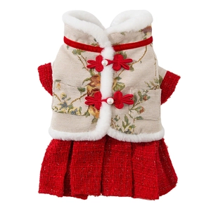 Robe de Nouvel An pour chien style chinois avec bordure en peluche et boutons perles
