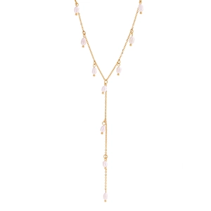 Élégant collier en Y doré avec perles d'eau douce blanches pendantes sur fond minimaliste