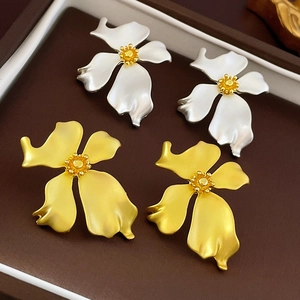 Vintage Matte Copper Flower Stud Earrings With 925 Sterling Silver Earring Post Oversized French Floral Style For Women