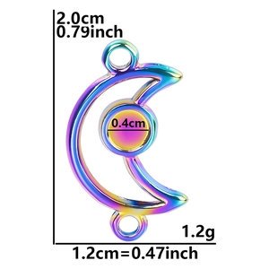 Rainbow stainless steel moon pendant detail with 2.0cm size and 1.2g weight measurements