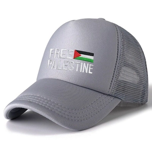 Graue Mesh Trucker Kappe mit Free Palestine Stickerei und Nationalflaggen-Design