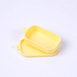 Miniatuur lichtgele lunchbox met deksel voor DIY poppenhuis keukenaccessoires speelgoed