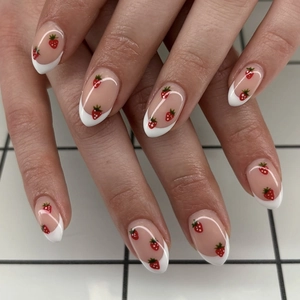 French White Tip Press On Nails Short Almond False Fingernails With Strawberry Pattern Sweet Cute Artificial Nail Tips