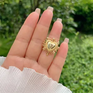 Classic adjustable 18K gold plated heart ring with elegant sunburst radiant design