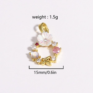 Detail of 1.5g gold butterfly floral pendant with cubic zirconia and pearl, 15mm size