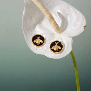 Boucles d'oreilles abeille en acier inoxydable plaqué or 18K et émail noir pour femme