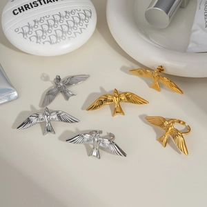 Parure hirondelle en acier inoxydable comprenant bague ouverte et boucles d'oreilles rétro
