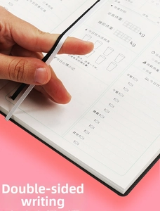 Dettaglio dell'agenda fitness con registro dei pasti e tracciamento dell'idratazione
